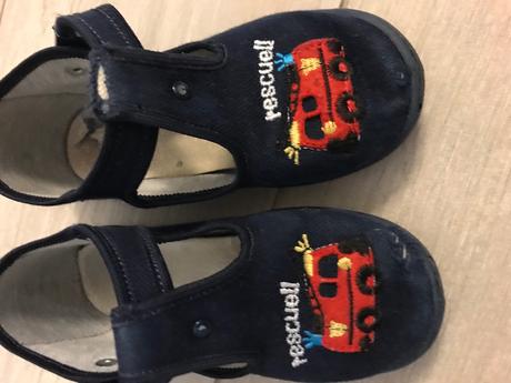 Raweks papučky s hasičmi, 26