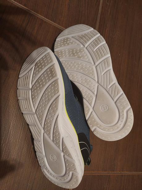Tenisky top stav 33, deichmann,33