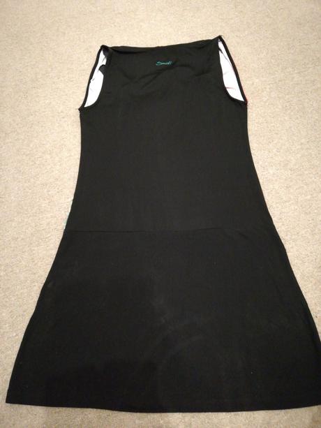 Šaty smash, smash!,l