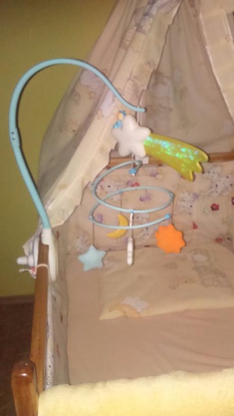 Kolotoč nad postieľku vrátane poštovného, 