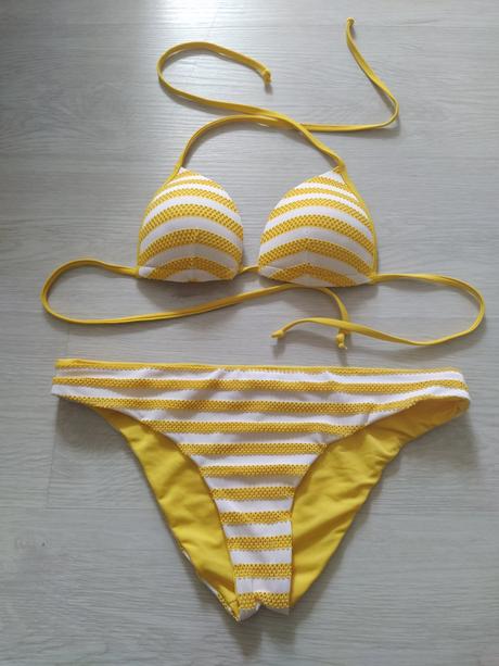 Žlté plavky., tezenis,s