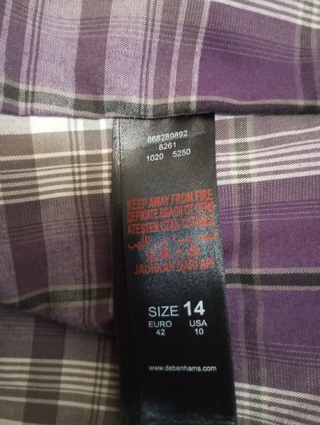 Čierna vesta s kapucňou, 42