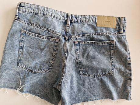 Šortky, h&m,42