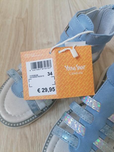 Sandálky, young spirit,34