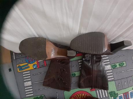 Dámske elegantné čižmy č.40, 40