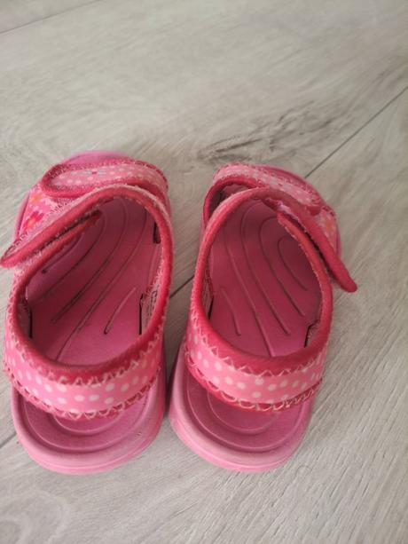 Sandale minnie k vode, 25