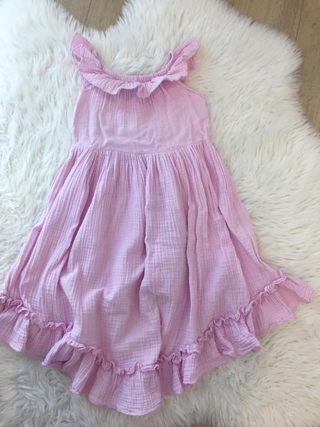 Krásne letné šaty, 128