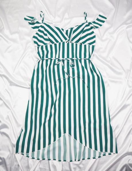 Kvalitné letné šaty shein, 44