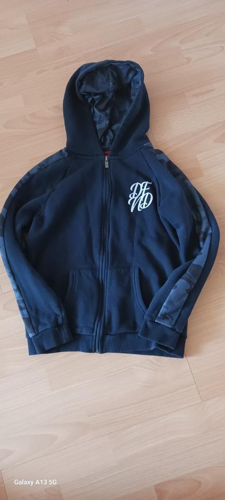 Chlapčenská mikina, 146