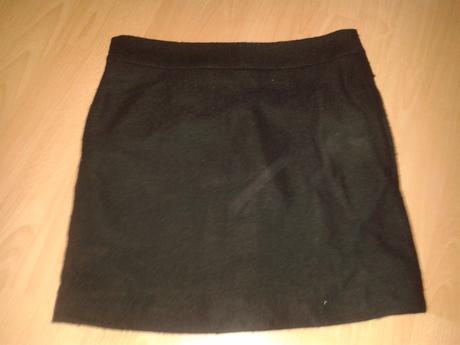 Tepla cierna sukna, 38