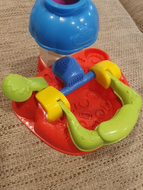 Play doh strojček, 