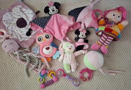 Hračky pre dievčatko,