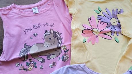 4 ks tričiek, len opratých, takko,116