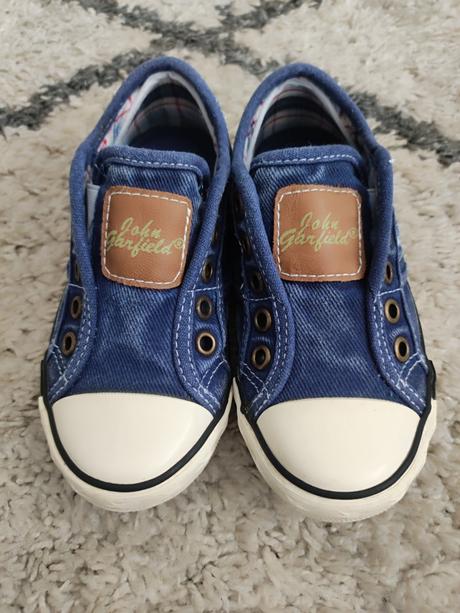 Letné rifľové tenisky, 28