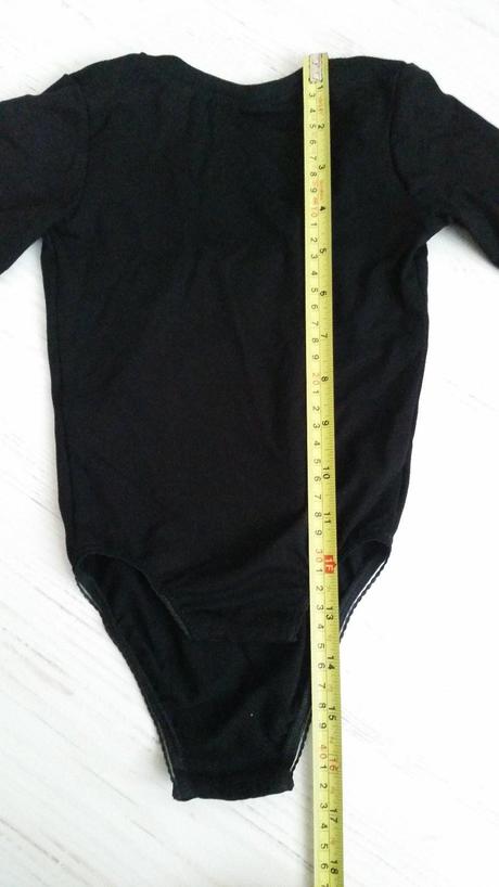 Body s vykrojenym chrbtom, 86