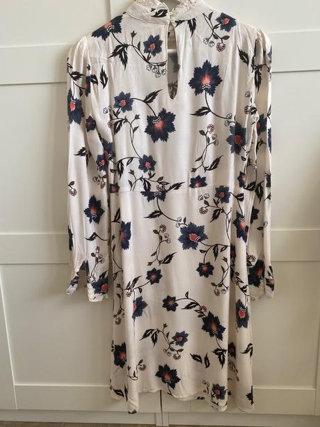 Kvetinové šaty, vero moda,s