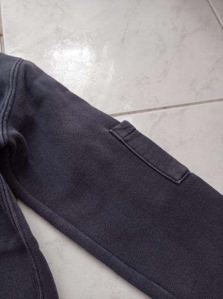 Balík oblečenia-mikiny, 122–134