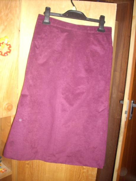 Sukňový kostým, 38