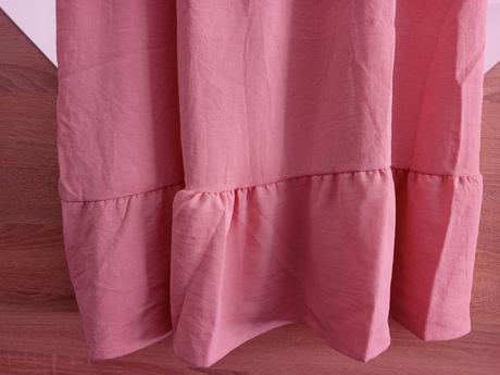 Hodinku oblečené letné šaty, m