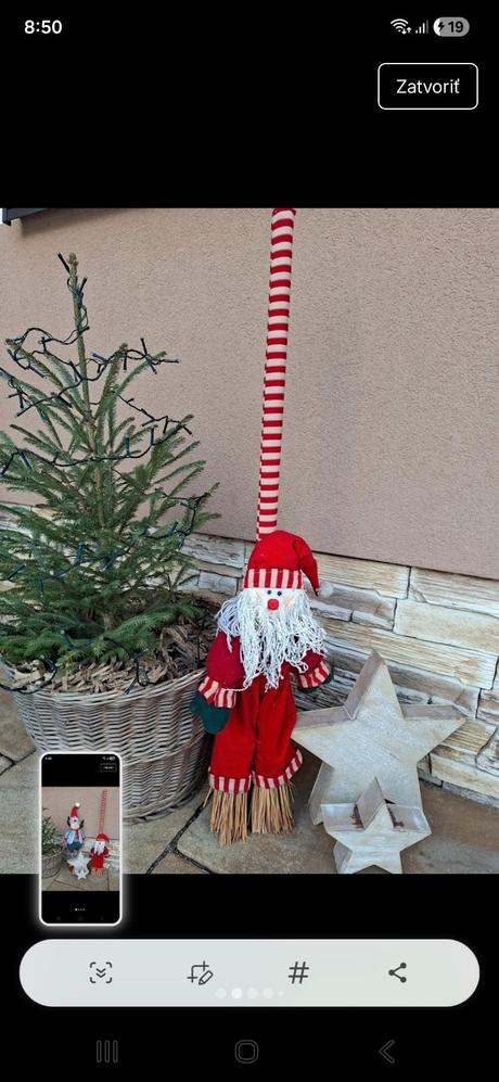 Okrasná vianočna metla k vchodovych dveram a,