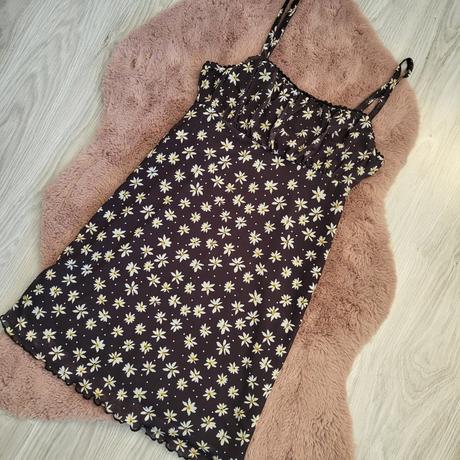 S/m bershka kvetovane saty, bershka,m