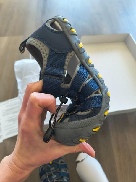 Nove sante sandale 32, santé,32