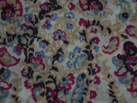 Kvalitná letná blúzka, s