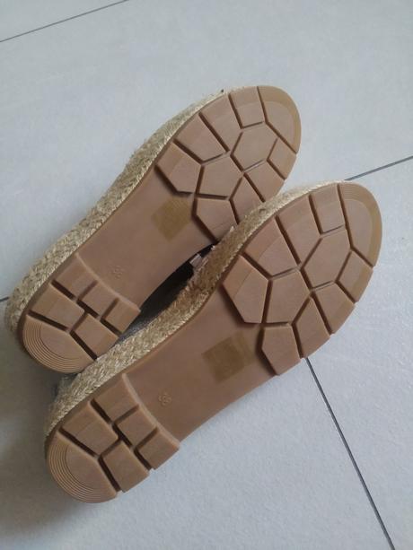 Topánky strieborné na platforme, 38