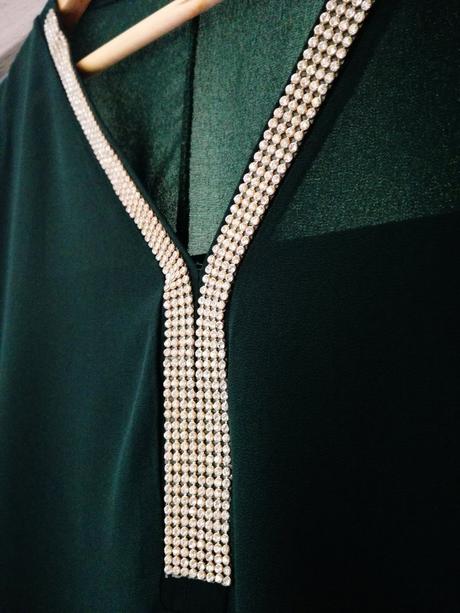 Slávnostná blúzka smaragdovej farby, m