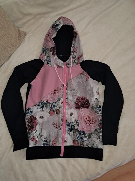 Mikina a tepláky hand made, 128