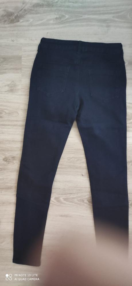 Rifle- nové, c&a,158