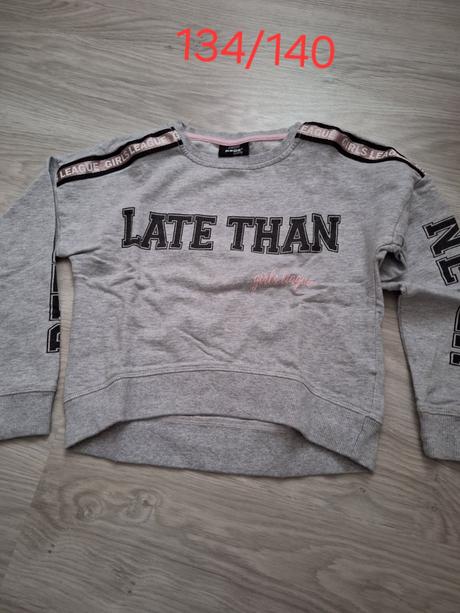 Dievčenské mikiny 134/140, 134