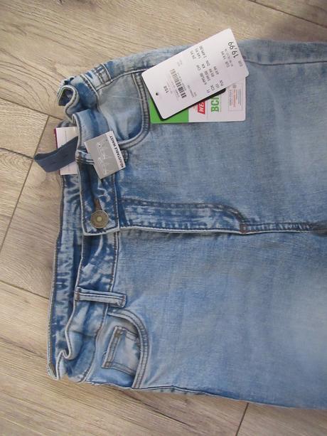 Nové rifle, takko, takko,158