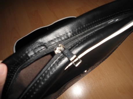 Cierna crossbody taska, 