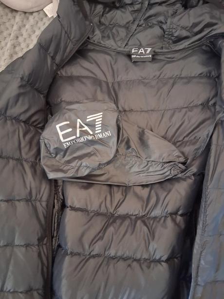 Ultra ľahká páperová bunda 225g ako nová originál, armani,xl