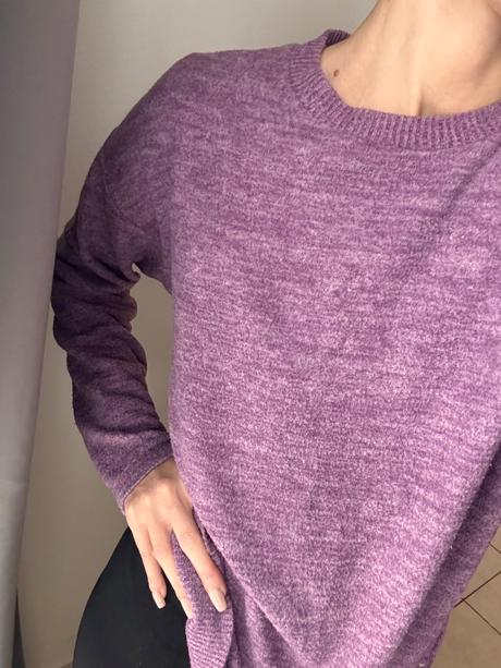 Fialový svetrik, stradivarius,s