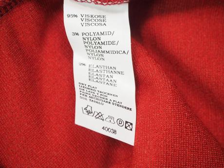 Luxusné úpletové šaty castro, 40