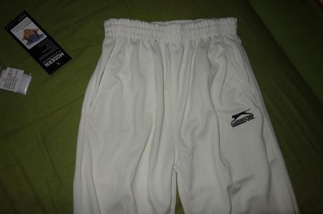 Nove teplaky slazenger, slazenger,152