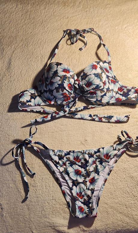 Relleciga plavky, relleciga,l