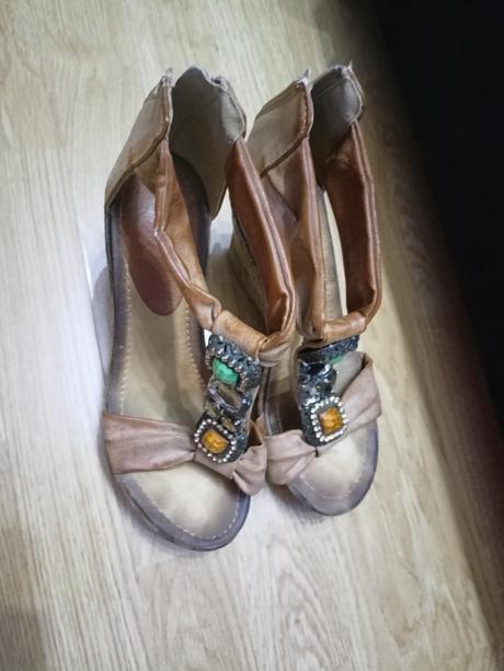 Sandale na platforme vel. 37, 37