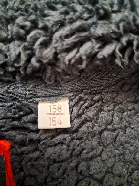 Mikina zateplena hruba hrejiva, 158