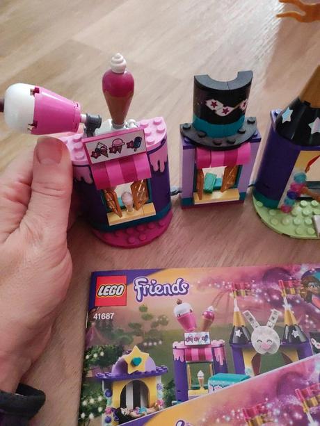 Lego friends kúzelné stánky,