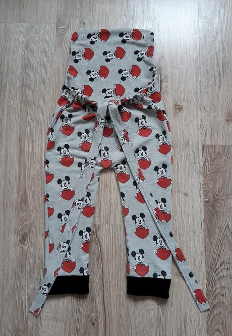 Chlapčenské nohavice na traky, 104