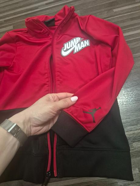 Športová nike jordán mikina, nike,110
