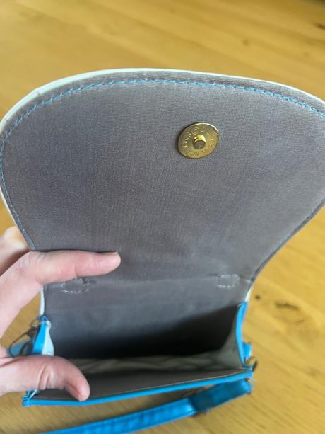 Dievcenska kabelka stitch, 