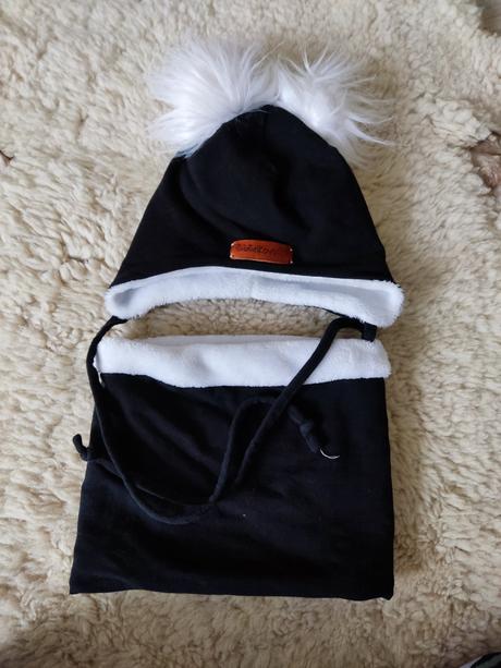 Súprava čiapka a nákrčník, 92