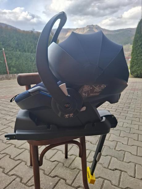 Autosedacka zn.joolz, 