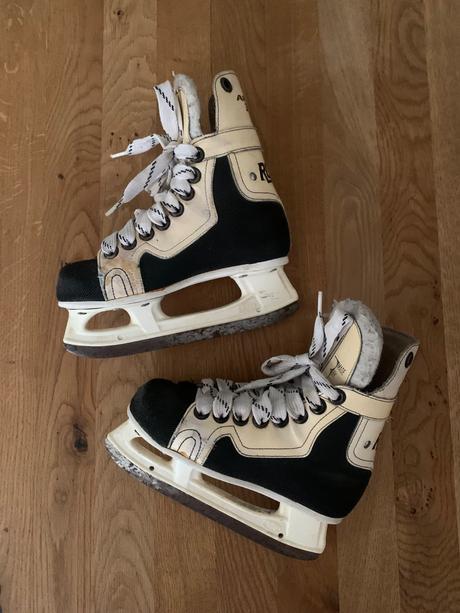 Korčule na ľad retro, 30