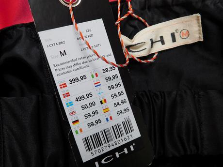 Velmi pekne saty na slavnost, 38 / m