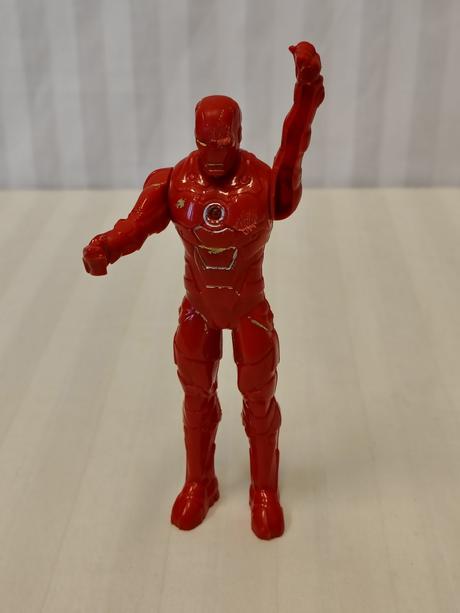 Zbera. svietiaca figúrka iron man, vintage bootleg,